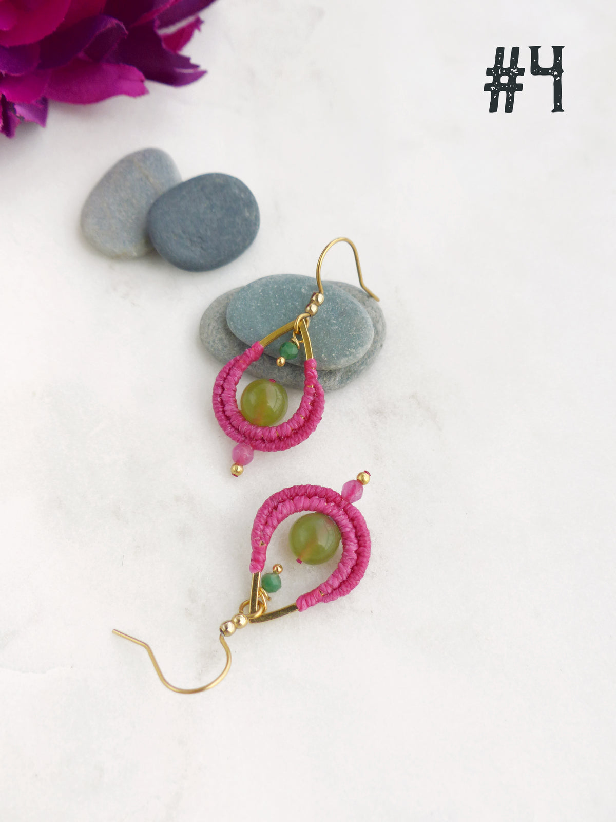 Les mini gouttes Pondicherry - Boucles d'oreilles pendantes toutes en macramé et pierres gemmes