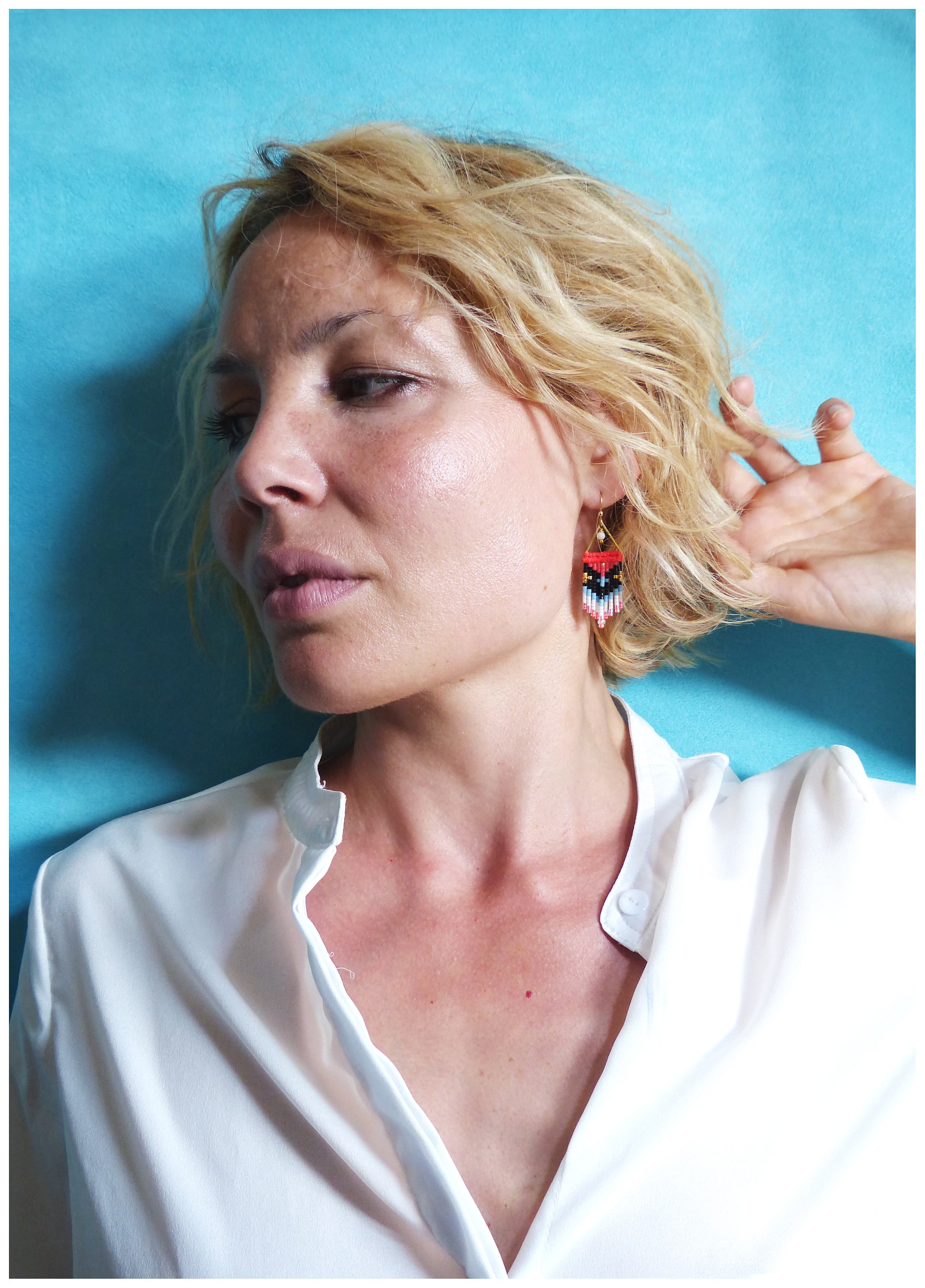 Noir rose fluo blanc bleu doré - Boucles d'oreilles tissées en micro macramé et perles de rocailles miyuki delica - Bijoux boho bohème chic